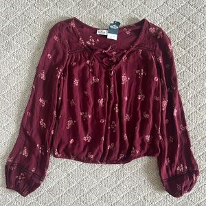 NWT Women’s/ Teen Hollister Blouse size small